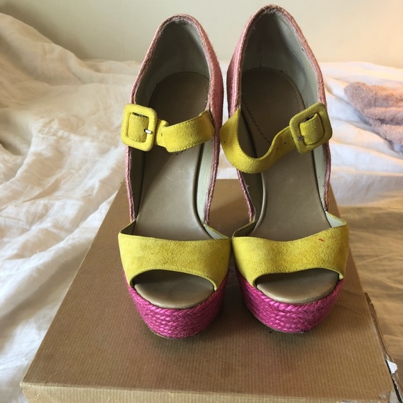 Christian Louboutin Praia 140 Suede - Picture 2 of 3